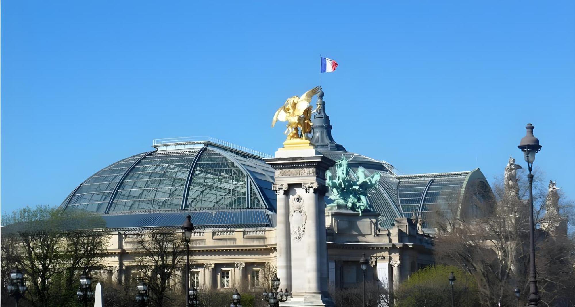 Climatise Paris Expo Porte De Versailles - Dome De Paris , Near Transportation Links